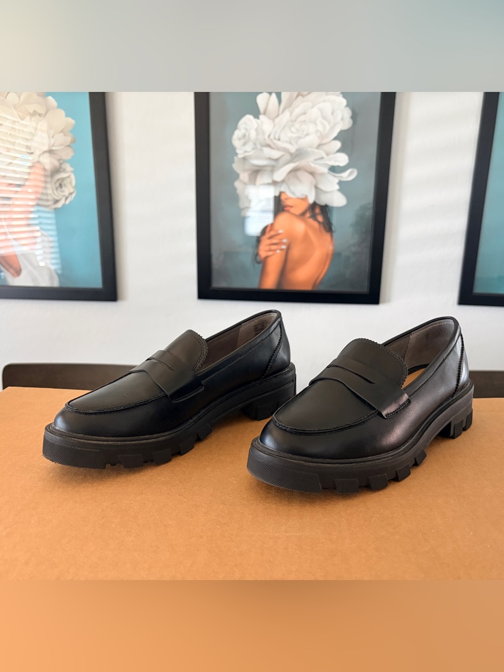 Crown Vintage Black Penny Loafers